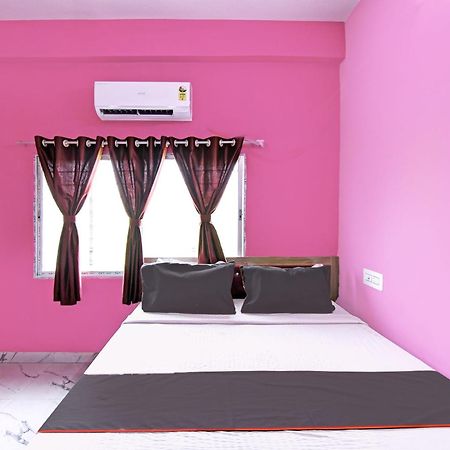 Collection O Shyamali Guest House Kolkata Luaran gambar